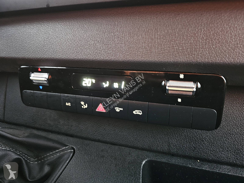 Véhicule utilitaire Mercedes 317 CDI 42 LAADKLEP