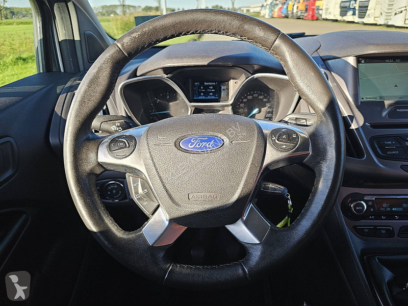 Véhicule utilitaire Ford 1.5 lang, airco, navi,...