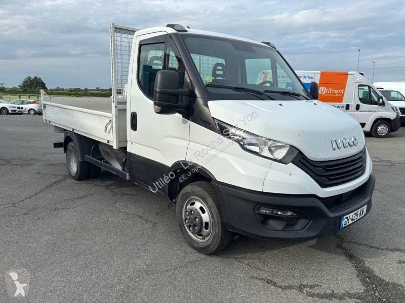 Iveco 35C14 van
