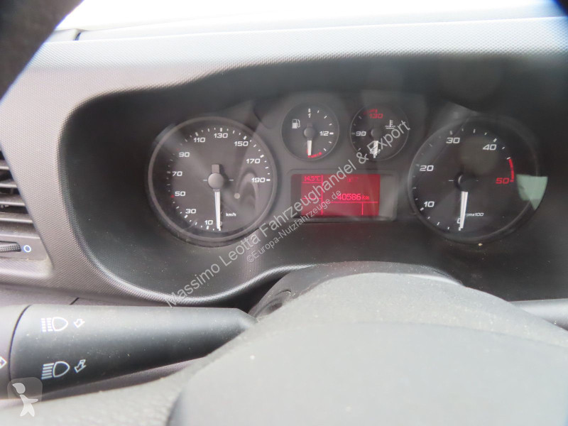 Užitkové vozidlo Iveco 35C16  3,0  Möbelkoffer...