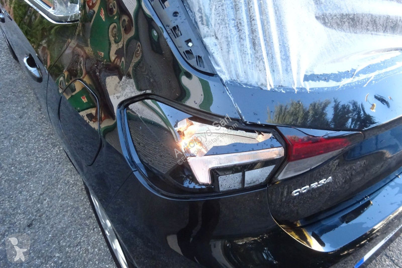 Véhicule utilitaire Opel 1,2 i 75