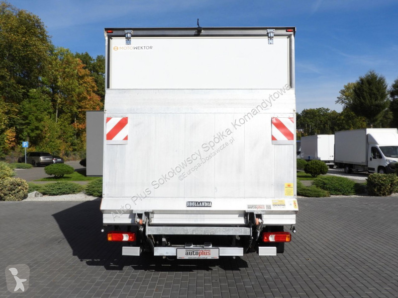 Véhicule utilitaire Iveco 35S16 DAILY