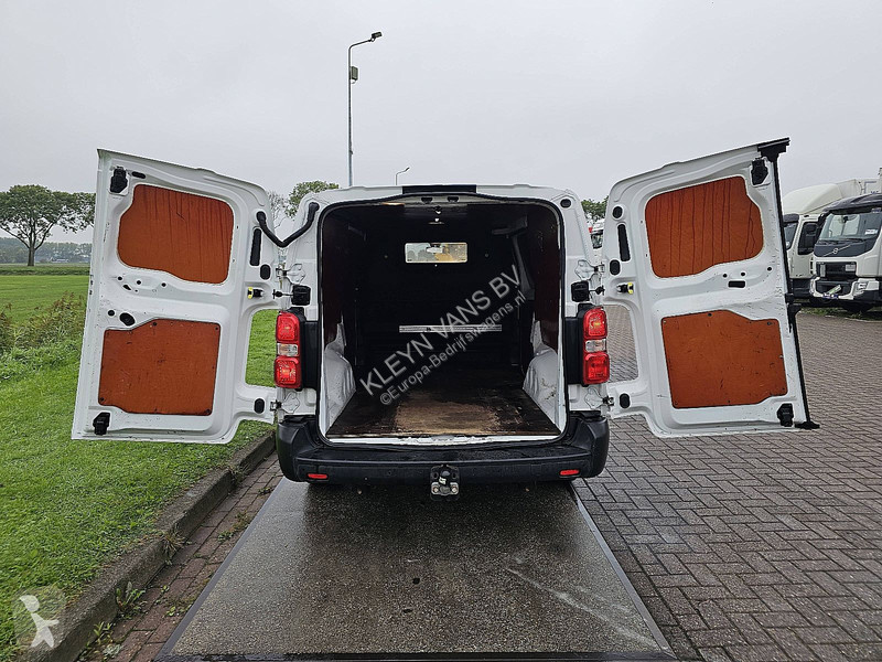 Véhicule utilitaire Peugeot