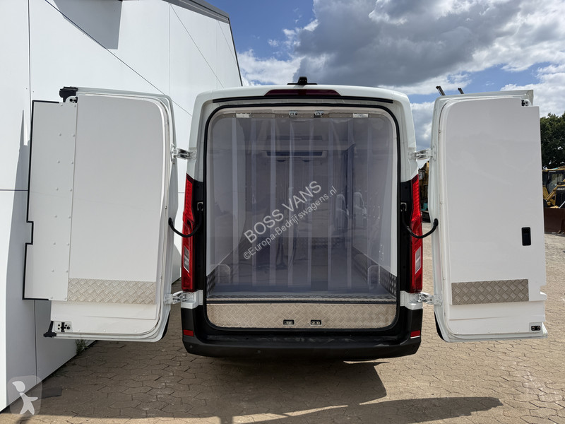 Véhicule utilitaire Maxus e 9 89kWh 204PK e 9