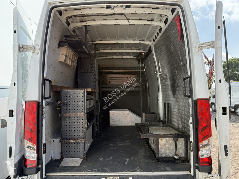 Véhicule utilitaire Iveco 35C14 2.3