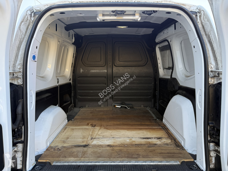 Véhicule utilitaire Nissan 1.3 130PK