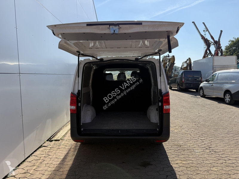 Véhicule utilitaire Mercedes 114 1.9 CDI DC