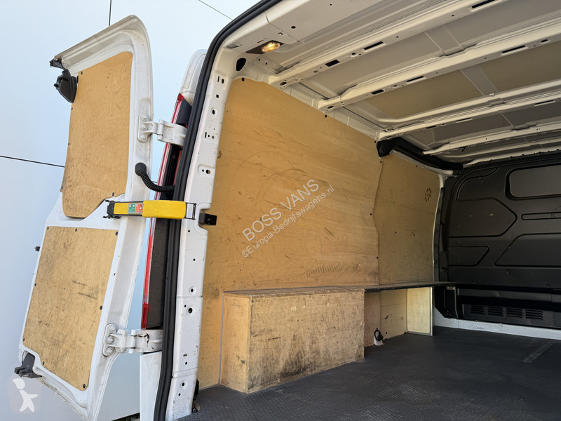 Véhicule utilitaire Ford 2.0 EcoBlue 130PK
