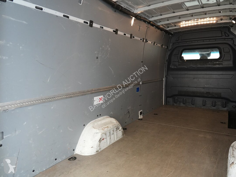 Véhicule utilitaire Mercedes 317 CDI