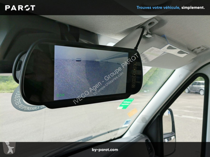 Véhicule utilitaire Iveco 35C16H3.0 empattement...