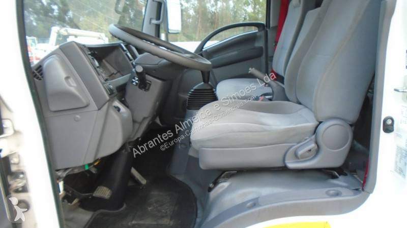 Kamion Isuzu 75.190