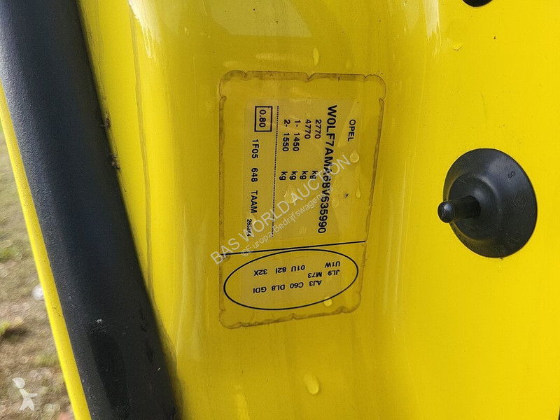 Véhicule utilitaire Opel 90PK