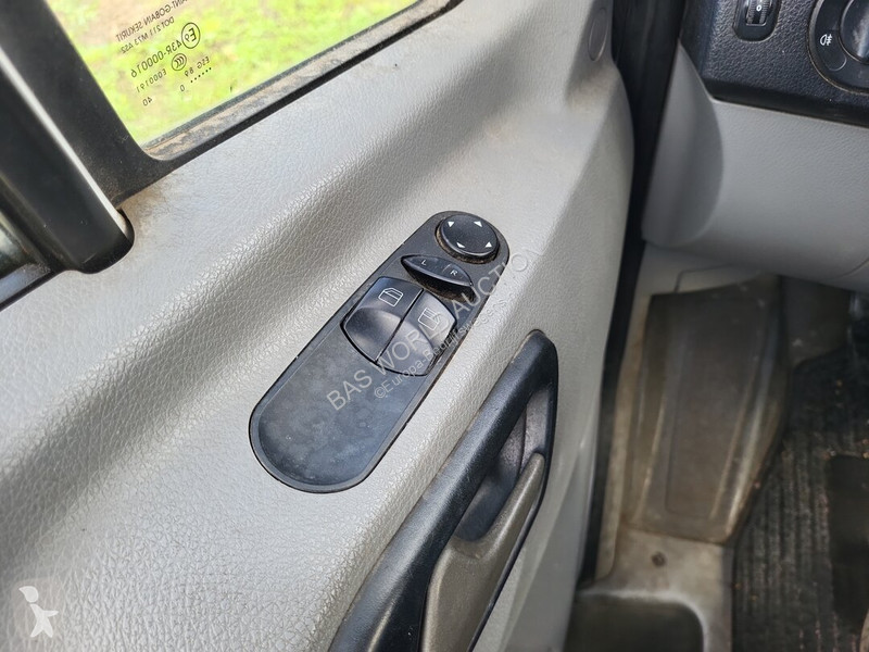 Véhicule utilitaire Mercedes 213 CDI
