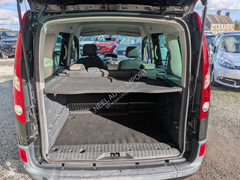 Véhicule utilitaire Renault KANGOO II COMBI 1.5...
