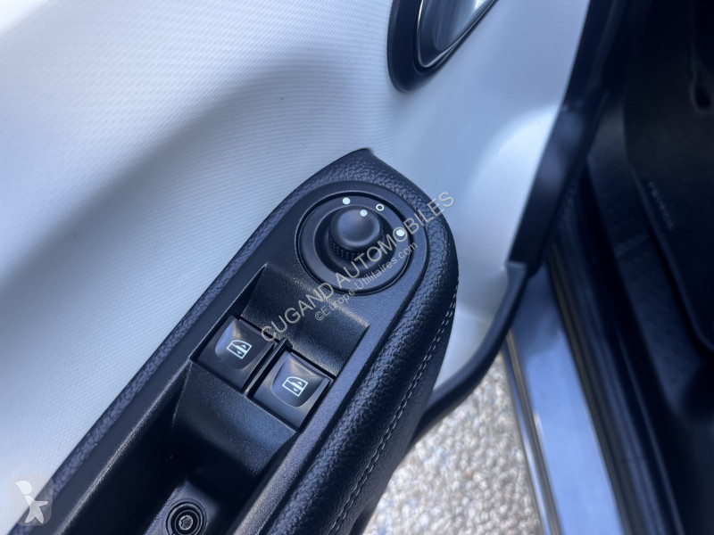 Užitkové vozidlo Renault TWINGO III 0.9 TCE...