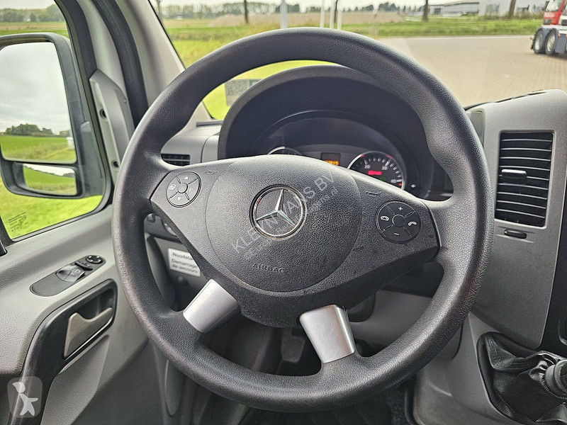 Véhicule utilitaire Mercedes 519 L2H2 N1 V6...