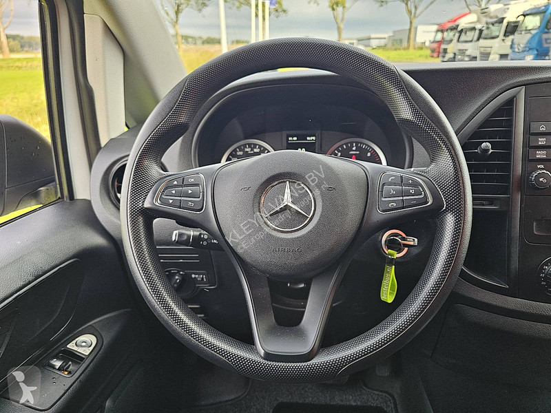 Véhicule utilitaire Mercedes 114 XL L3 ac...
