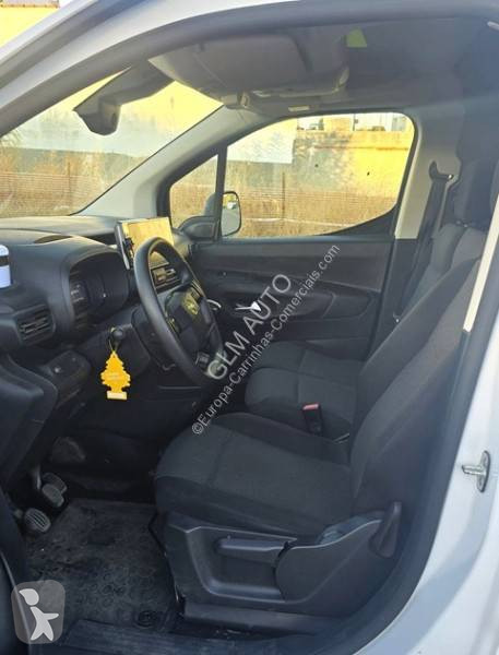 Opel 1.5D van