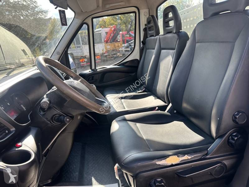 Iveco 35C13 van