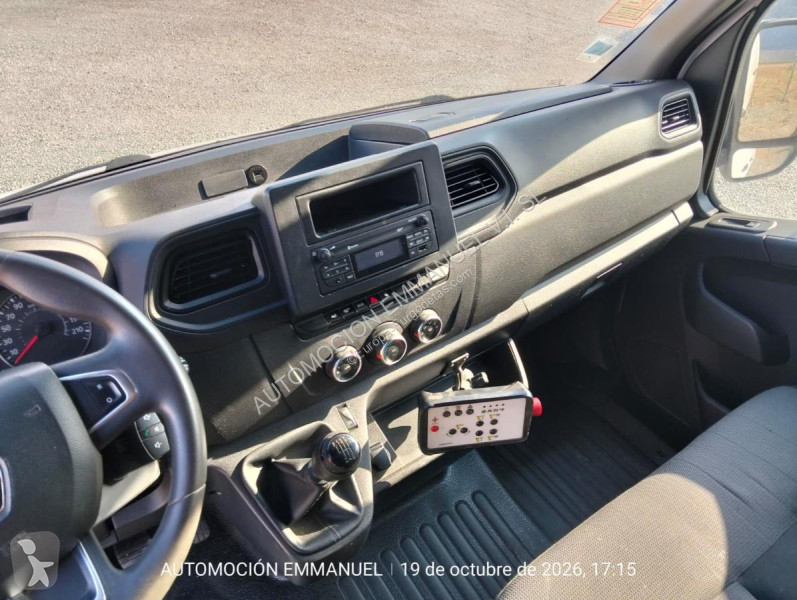 Renault 2.3 DCI 150 van