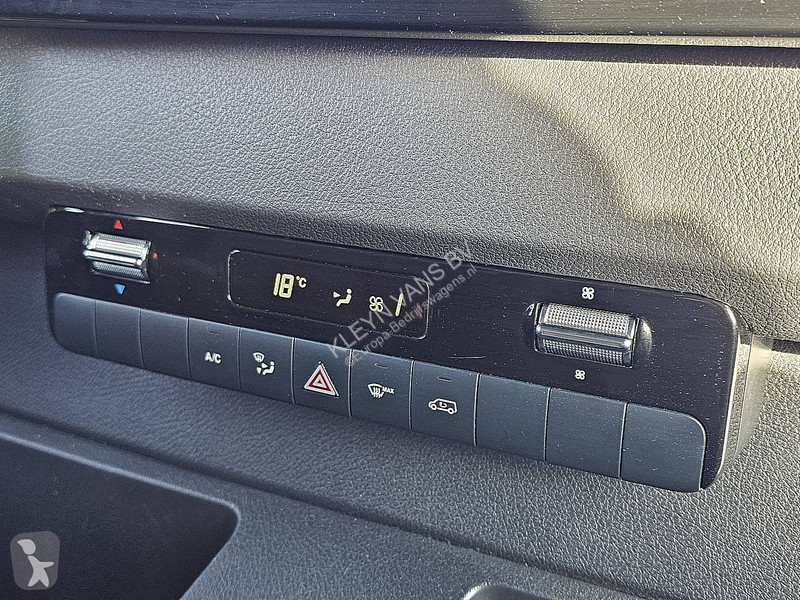 Furgoneta Mercedes 317 L2H2 | Automaat | LED |...