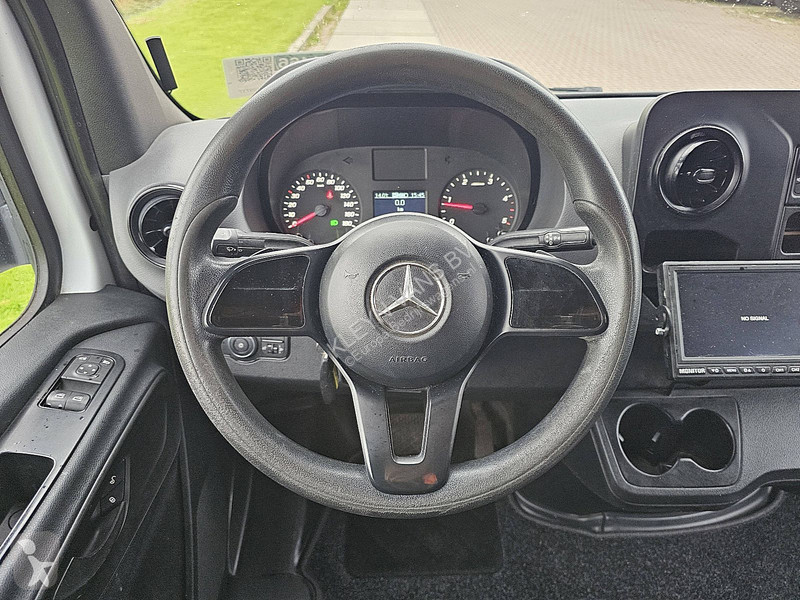 Furgoneta Mercedes 311 L3H2, automaat, airco,...