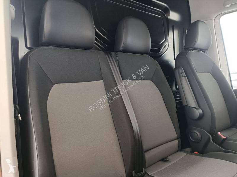Volkswagen 2.0 TDI 140 van