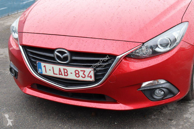 Mazda  3 van