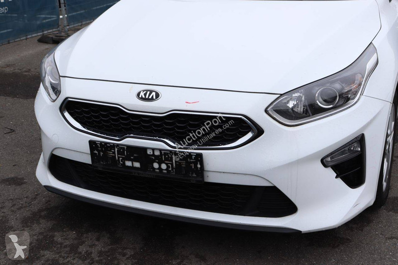 KIA  cee'd van