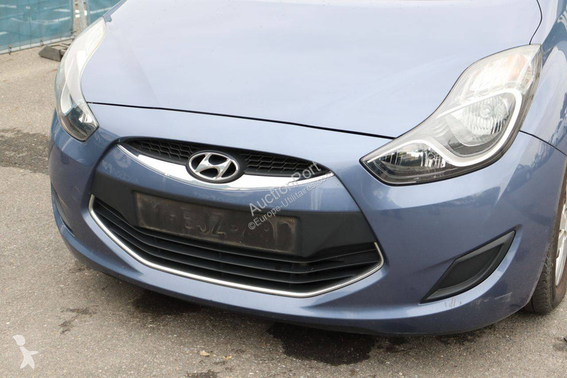 Hyundai ix20 van
