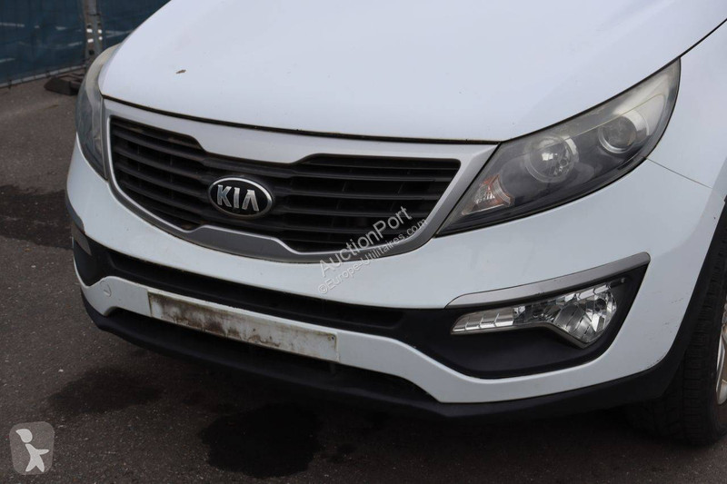 KIA  van