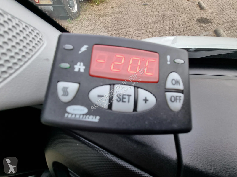 Užitkové vozidlo Iveco 35C16 3.0D Koelkoffer...