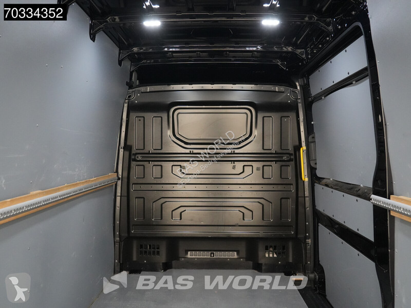 Volkswagen 140pk Automaat L3H3 Airco Navi...