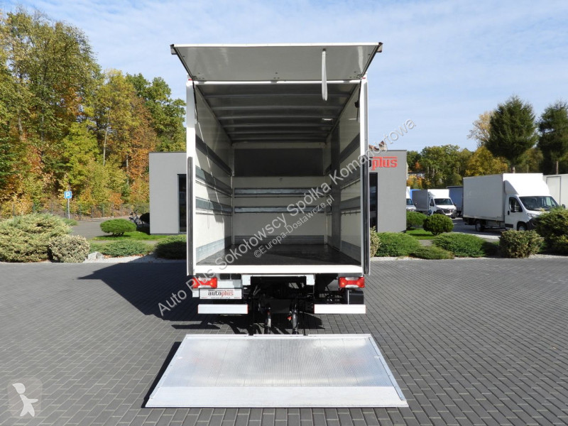 Iveco 35C16 DAILY van