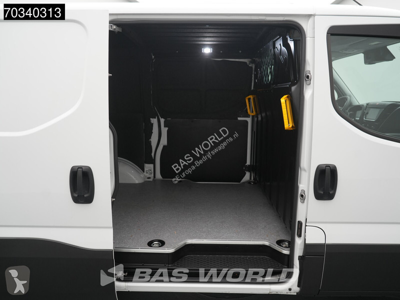 Iveco 35S16 A/C Towbar Cruise control van