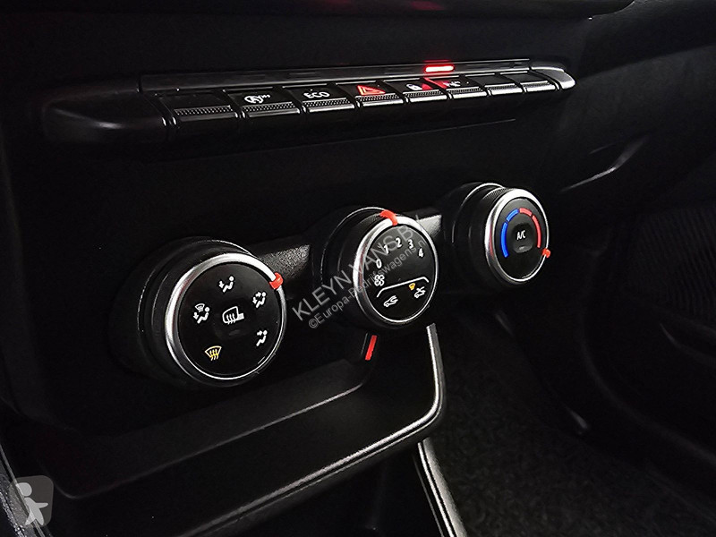 Užitkové vozidlo Renault 1.5 ac carplay EURO6...