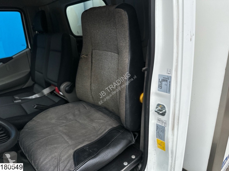 Renault 140 Dxi EURO 5, Carrier van
