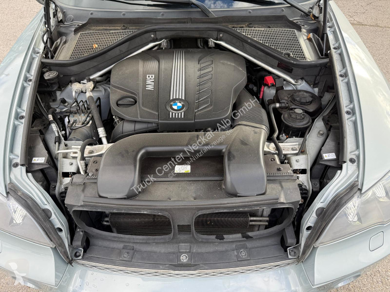 BMW X5 xDrive 30d Pano AHK Navi Leder 19+20...