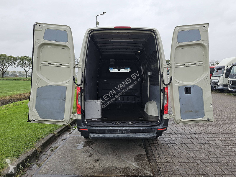 Mercedes 311 L2H2 Mbux Achterwielaandrijving...