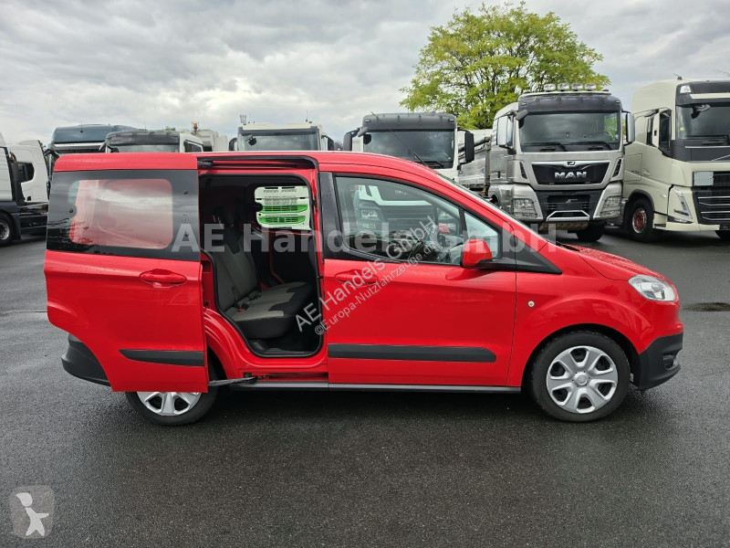 Užitkové vozidlo Ford Courier 1.5 Kombi Trend...