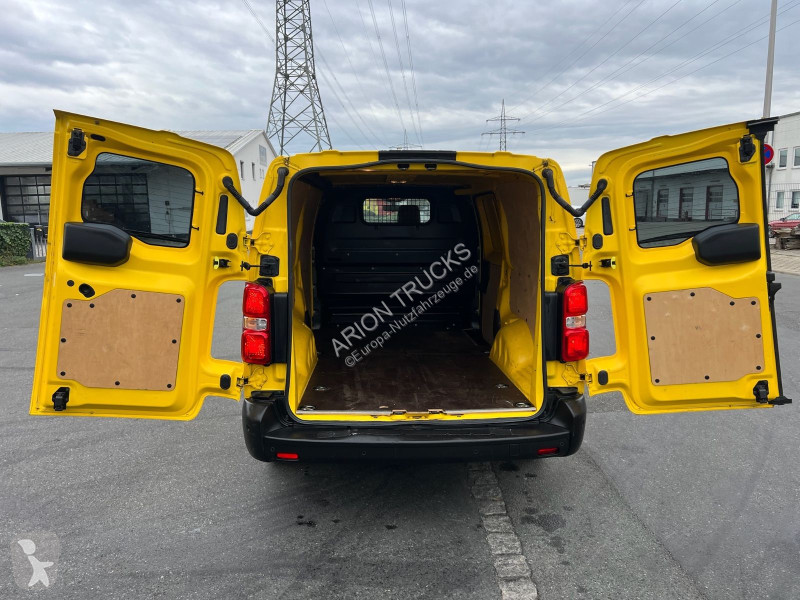 عربة نفعية Peugeot Box Pro L3/2.0 Blue...