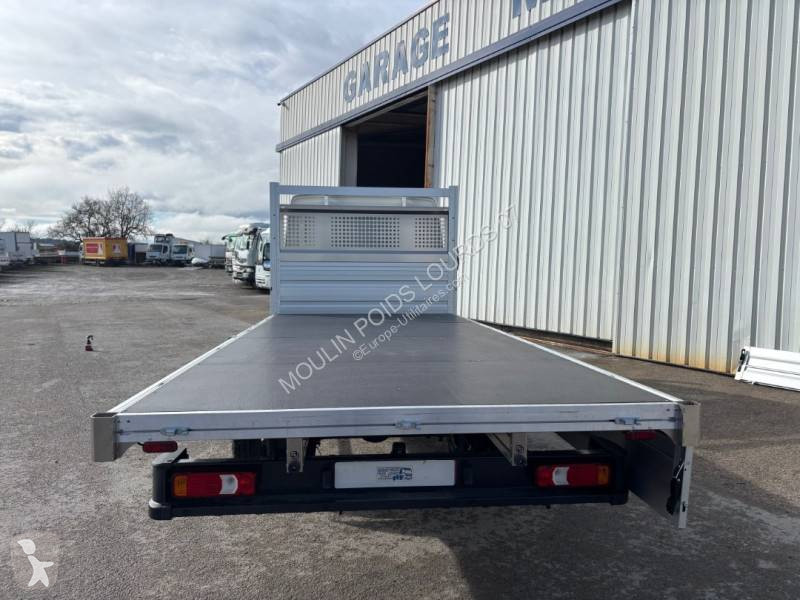 Iveco 35C15 van