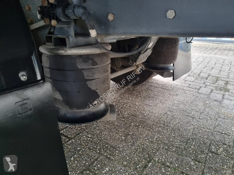 Furgoneta Iveco 65C18 3.0D Open Laadbak 6M...