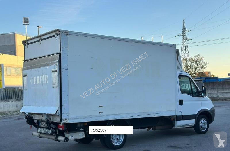 Varevogn Iveco 35c15