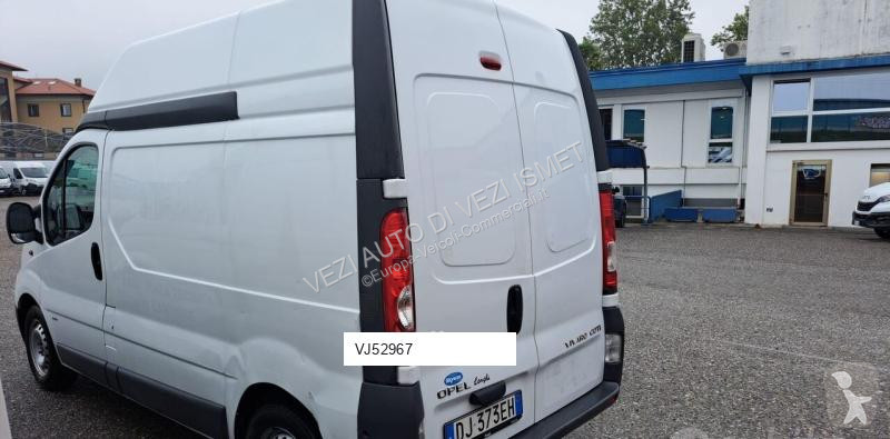Furgoneta Opel tetto super alto
