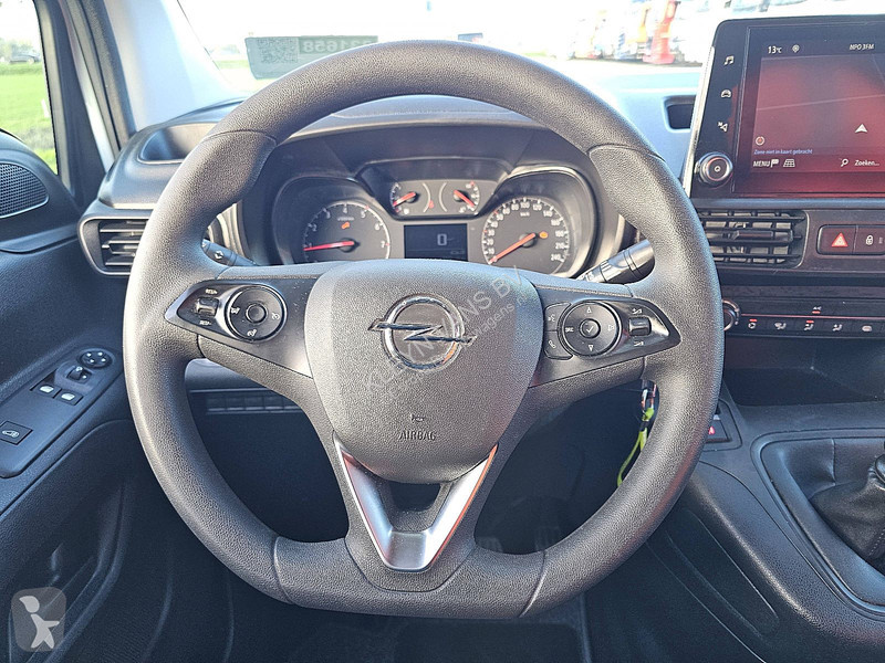 Furgoneta Opel 1.5 airco, navi, zijdeur, pdc
