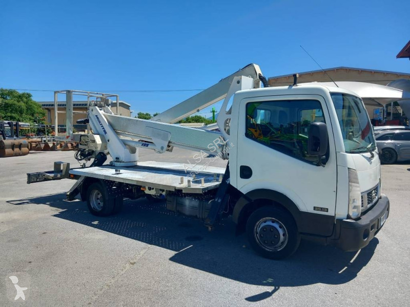 Bedrijfswagen Isuzu hx195