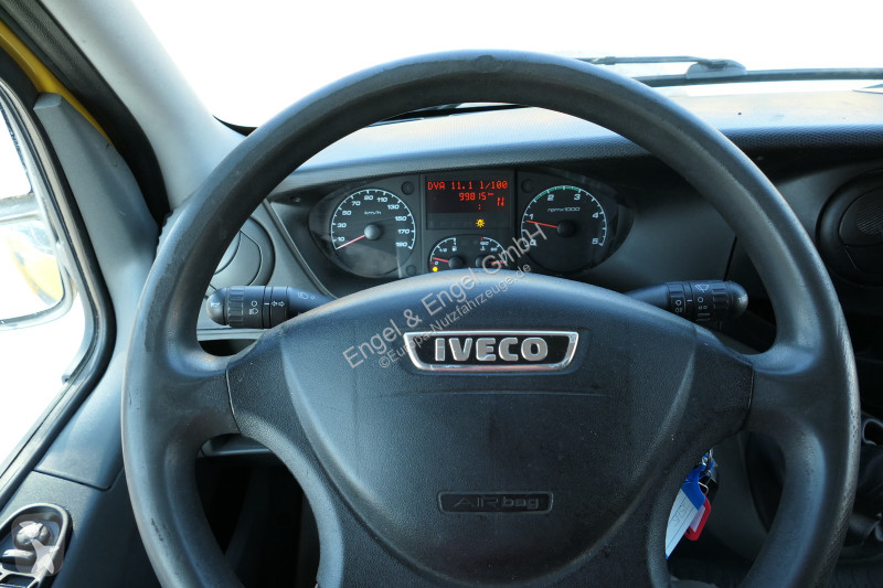 Iveco Daily 35 S11 C30C AUTOMATIK KAMERA Regale...