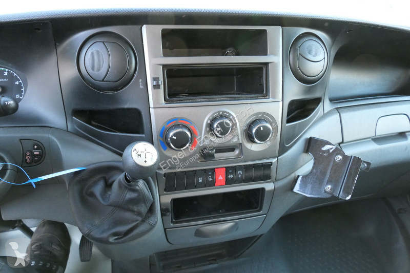 Véhicule utilitaire Iveco Daily 35 S11 C30C...