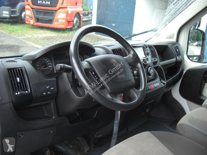 Nyttofordon Peugeot BOXER 2,0 KURZ/NIEDRIG